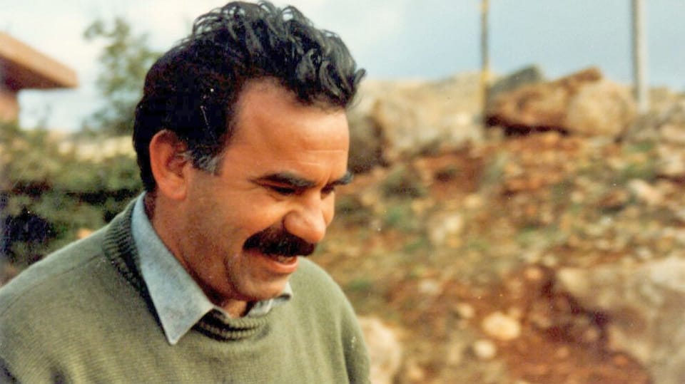 The democratic society as the path to peacefully solving the “Gordian knot”